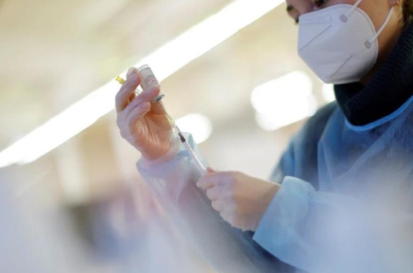 Dengue: ANMAT evalúa aprobar una vacuna japonesa por el aumento de casos